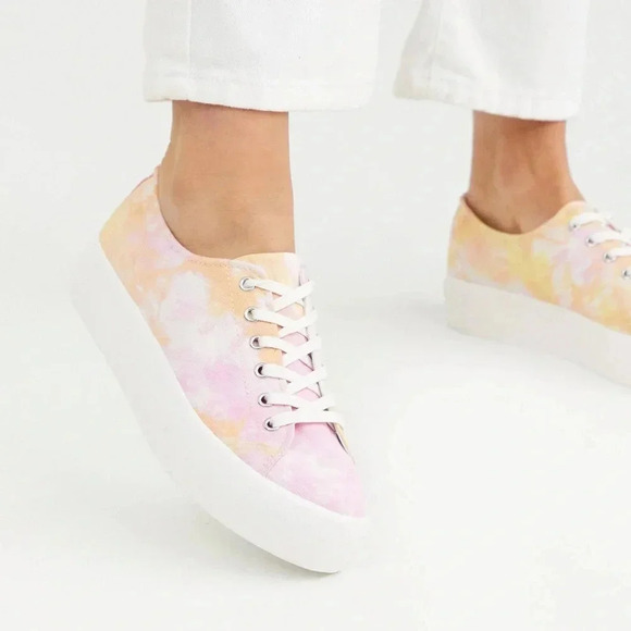 Vagabond Peggy Tie Dye Platform Sneakers - Picture 1 of 7